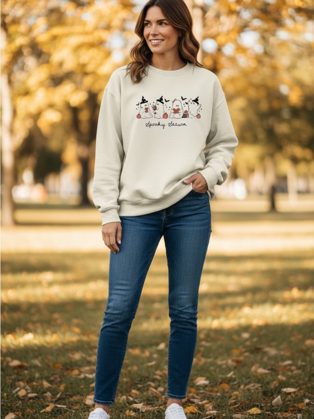 NEW Halloween Fall Spooky Season Ghost  Graphic Crewneck In Sweat Cream